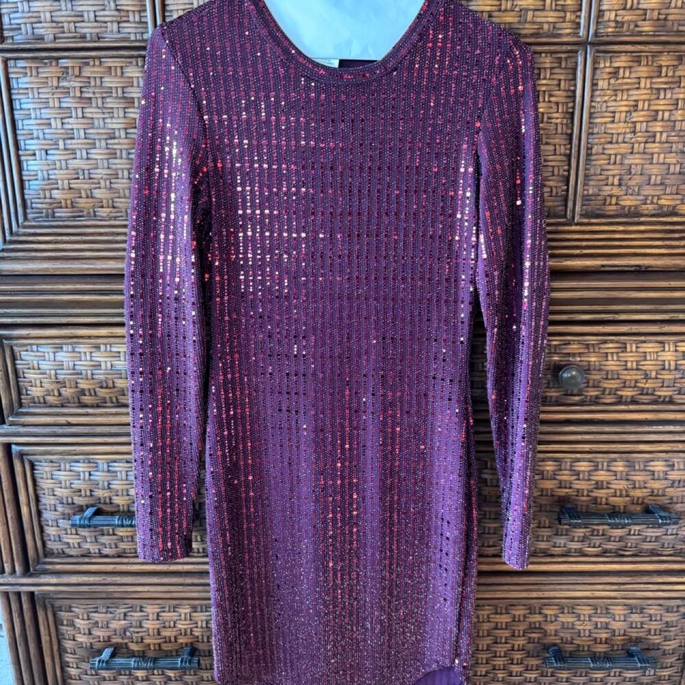 Burgundy shimmery mini dress with long sleeves